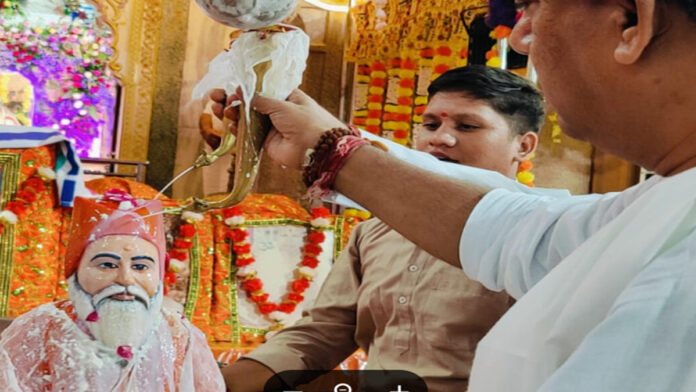 Swami Teunram Maharaj's birth anniversary celebrated with devotion