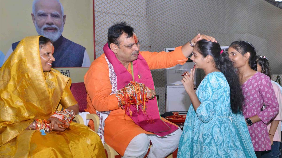 Sisters from across the state tied Raksha Sutra to Chief Minister Bhajan Lal Sharma