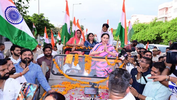 Deputy Chief Minister Diya Kumari boosted enthusiasm in the grand Tiranga Yatra