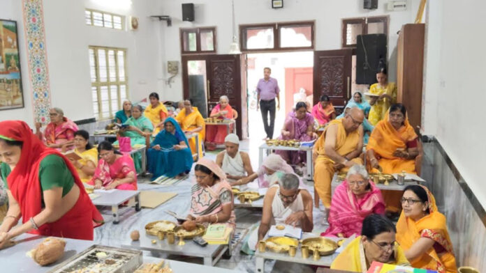 Rot Teej celebrated with devotion in Jain temples