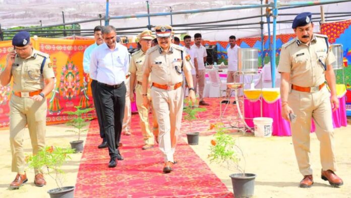 Director General of Police Rajiv Kumar Sharma visits Barmer to curb crime