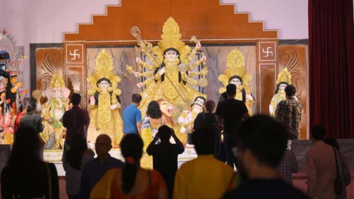 Bengali community performed Mahasaptami puja