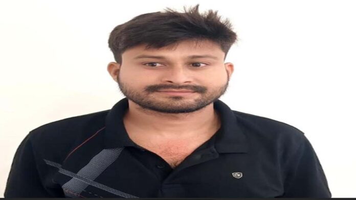 SOG action: Fake selected senior teacher with a reward of Rs 5000 arrested