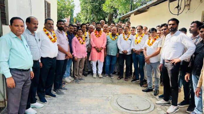 On September 24, employees will protest by staging a sit-in at Shaheed Smarak, Jaipur