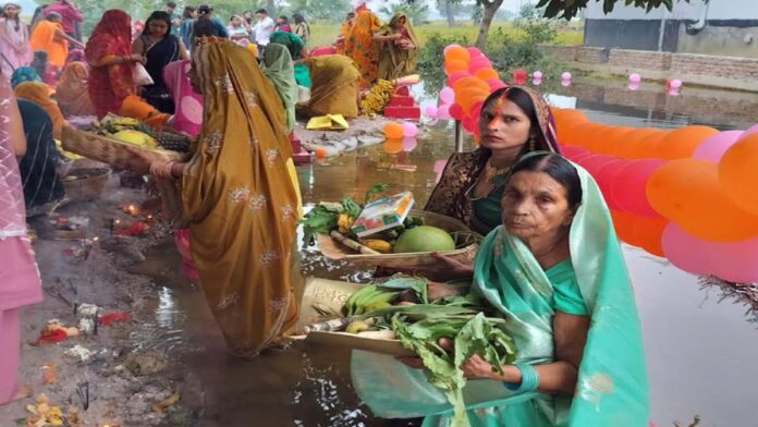 Chhath Festival: Beautifully decorated ghat, Mother, your devotion is immense