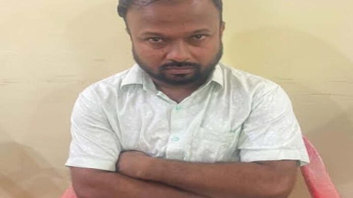 City level technical expert arrested while taking bribe of Rs 10,000