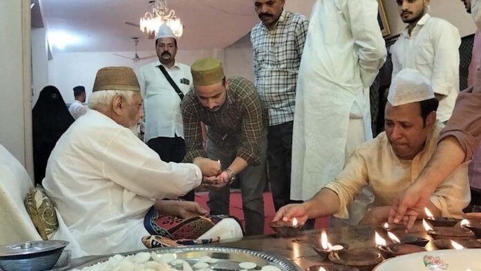 A book on the life of Hazrat Mehboob ur Rehman Niazi was released.