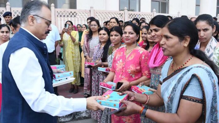 DGP Sharma extended greetings to police officers and personnel at the Diwali Sneh Milan function. DGP Sharma extended greetings to police officers and personnel at the Diwali Sneh Milan function.