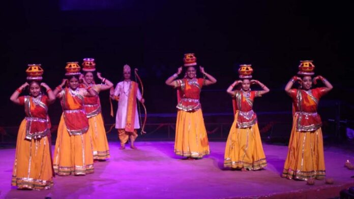 The song of Sawan and separation in Manganiyar singing