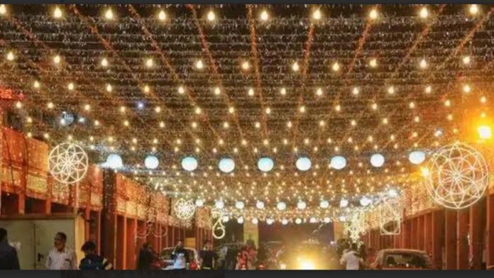 More than 150 markets in Jaipur will be decorated on the 'Swadeshi theme'.