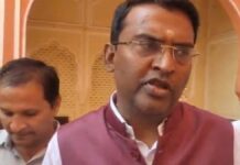 एमपी के मंत्री दिलीप अहिरवार ने किया हवामहल और जंतर मंतर का भ्रमण