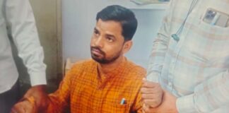 विद्युत विभाग का कनिष्ठ अभियंता ढाई हजार रुपये की रिश्वत लेते गिरफ्तार