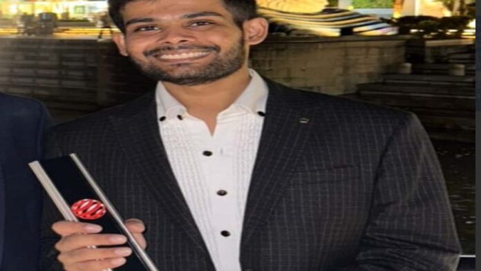 Jaipur's son wins international award, brings glory to India