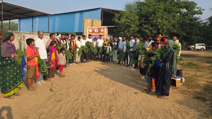 Shri Shyam Gau Seva Samiti organized monthly cow service program