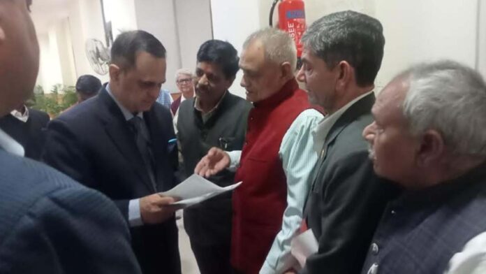 The delegation of the federation met the Chief Secretary and the Chief Electoral Officer