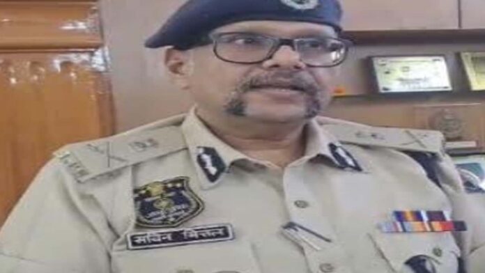 Action will be taken against traffic rule and law violators through night patrolling and blockades: Jaipur Police Commissioner Action will be taken against traffic rule and law violators through night patrolling and blockades: Jaipur Police Commissioner