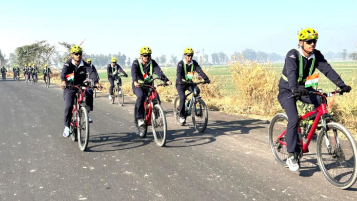 cy A cycle rally set off from Fazilka with a spirit of patriotism.