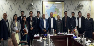 जीएसटी से जुड़ी व्यापारिक समस्याओं पर राजस्थान चैम्बर ने पक्ष रख सौपा 10वीं जीआरसी बैठक में ज्ञापन The Rajasthan Chamber presented its views on GST-related business issues and submitted a memorandum at the 10th GRC meeting.