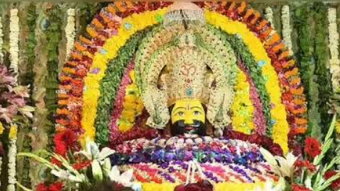 A massive surge of devotees at Khatu Dham on New Year's Day.