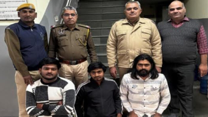 kidn Three young men have been arrested for kidnapping a young man with the intention of demanding a ransom.