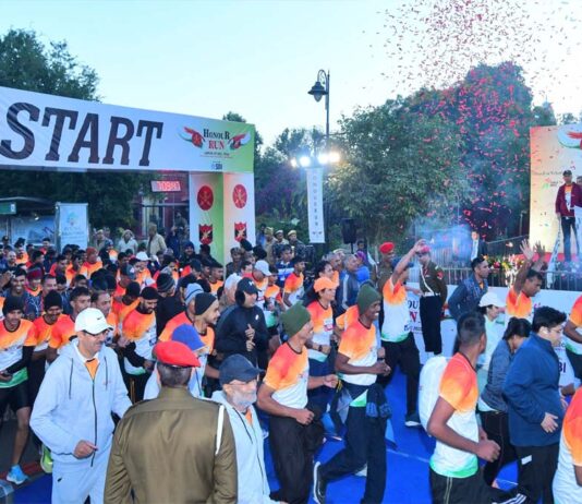 पूर्व सैनिकों के सम्मान में ‘ऑनर रन’ मैराथन का आयोजन A 'Honor Run' marathon was organized in honor of ex-servicemen.