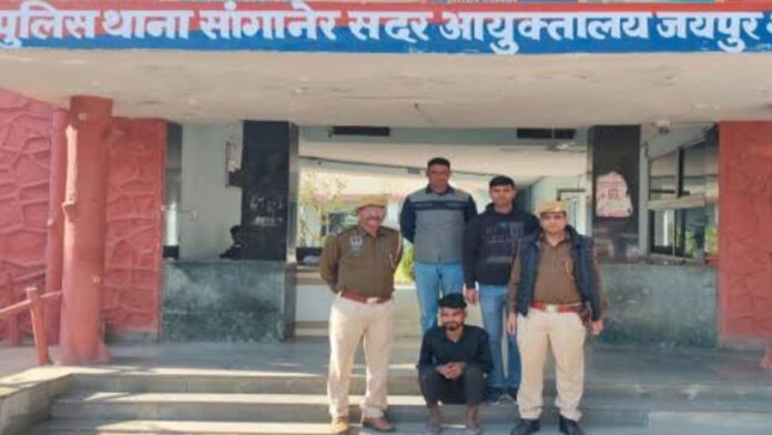 Six members of a mobile phone snatching gang have been apprehended.