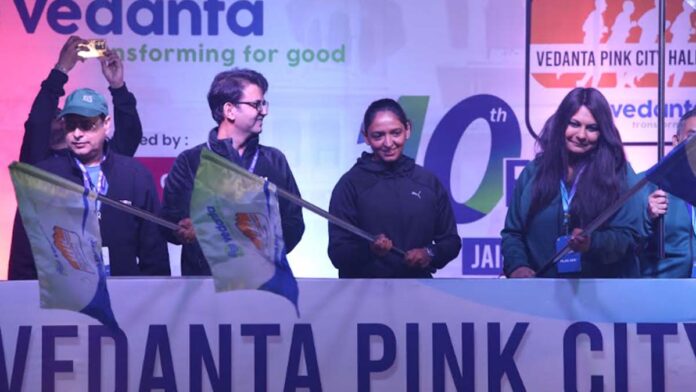Over 15,000 runners participated in the Vedanta Pink City Half Marathon to Run for Zero Hunger.