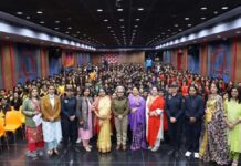 सेल्फ-डिफेंस और कम्युनिटी पुलिसिंग पर हुआ प्रभावशाली सत्र