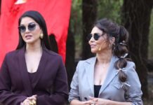 सनी लियोनी के हिंदी ज्ञान से दंग रह गई निकिता रावल