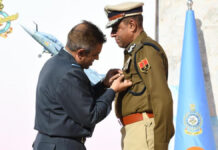 ऑपरेशन सिंदूर में उत्कृष्ट सहयोग के लिए आईपीएस अधिकारी बीजू जॉर्ज जोसेफ सम्मानित IPS officer Biju George Joseph honored for outstanding cooperation in Operation Sindoor.