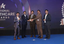 एपेक्स हॉस्पिटल को मिला हॉस्पिटल ऑफ द ईयर (नॉन मेट्रो वेस्ट) अवार्ड Apex Hospital received the Hospital of the Year (Non-Metro West) award.