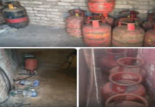 अवैध गैस रिफिलिंग एवं भंडारण के कारोबार का भंडाफोड़ Illegal gas refilling and storage business busted.