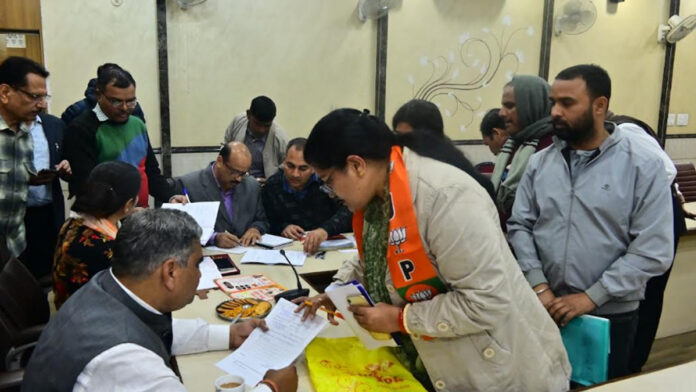 The BJP government is resolving problems by establishing direct communication between the public and party workers: Gautam Dak