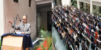 डीजीपी राजीव शर्मा ने पुलिस मुख्यालय में दिलाई निर्भीक मतदान की शपथ DGP Rajiv Sharma administered the oath for fearless voting at the police headquarters.