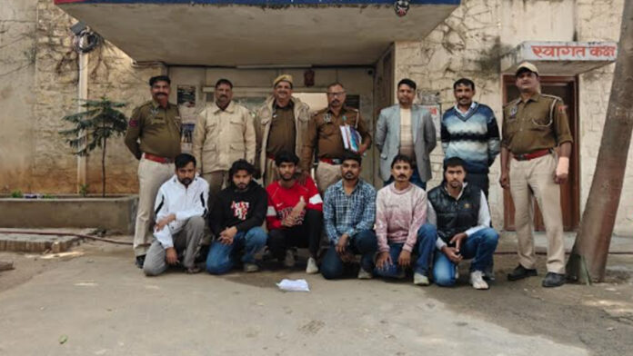 The main ringleader of the robbery gang has been arrested along with his five accomplices.