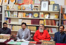 ज्ञान भारतम् मिशन निदेशक ने किया विश्वगुरुदीप आश्रम शोध संस्थान का निरीक्षण