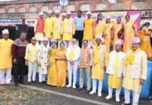 बसंत उत्सव एवं खंडेलवाल दिवस पर निकाली विशाल शोभायात्रा