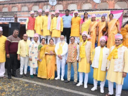 बसंत उत्सव एवं खंडेलवाल दिवस पर निकाली विशाल शोभायात्रा