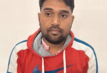 म्यूटेशन के बदले रिश्वत लेते पटवारी रंगे हाथों गिरफ्तार A land record officer was caught red-handed accepting a bribe for processing a mutation request.