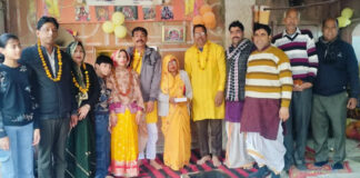 फूलों के श्रृंगार और महाआरती के साथ मनोकामेश्वर शिव मंदिर में नंदी प्रतिष्ठा का आयोजन