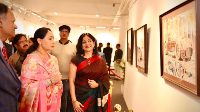 Deputy Chief Minister Diya Kumari inaugurated the Melody of Colors exhibition.