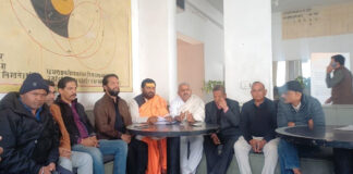 शंकराचार्य अविमुक्तेश्वरानंद को संगम स्नान से रोके जाने और साधु-संतों से मारपीट लेकर रोष