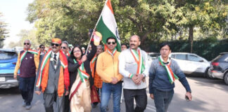 भव्य लायंस तिरंगा यात्रा में गूंजा देशभक्ति का संदेश The message of patriotism resonated throughout the grand Lions Tricolor Yatra.
