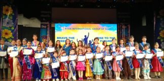 मोंटेसरी ग्रेजुएशन व वार्षिक उत्सव में नन्हों ने बिखेरी प्रतिभा की चमक