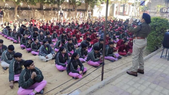 Caution is necessary before clicking: The mantra of cybersecurity resonated in the school.