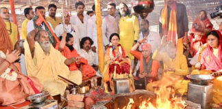 उपमुख्यमंत्री दीया कुमारी ने 108 कुंडीय श्री राम महायज्ञ में की शिरकत Deputy Chief Minister Diya Kumari participated in the 108 Kundiya Shri Ram Mahayagna.