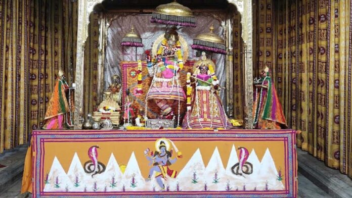 Organizing Shiva Gayatri Mahayagna at Govind Devji Temple