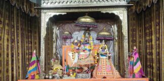 गोविंद देवजी मंदिर में सजी रचना झांकी Creation tableau decorated in Govind Devji temple