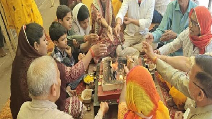 A Gayatri Mahayagna will be held today at the Govind Devji Temple.