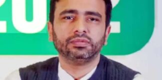 राज्य मंत्री जयन्त चौधरी ने अमेज़न की एआई स्किल्स वैन को हरी झंडी दिखाई State Minister Jayant Chaudhary flagged off Amazon's AI Skills Van